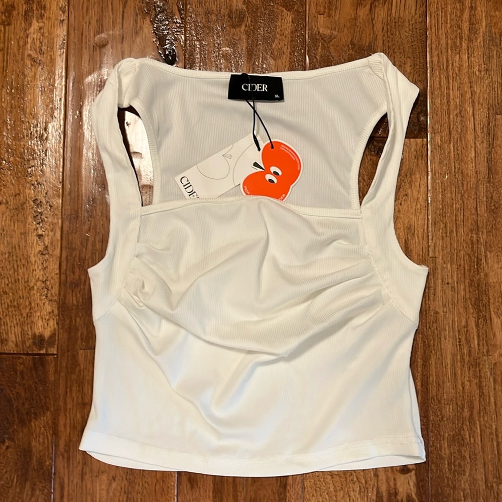 Cider white crop top